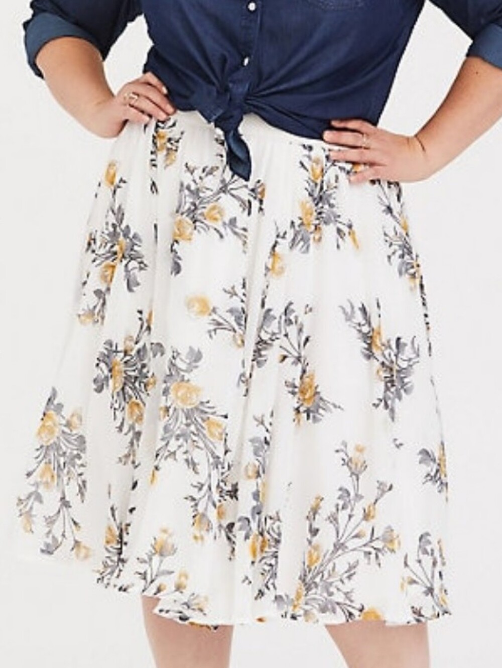 torrid White Floral Midi Skirt with Yellow and Gray Blooms - Size 0